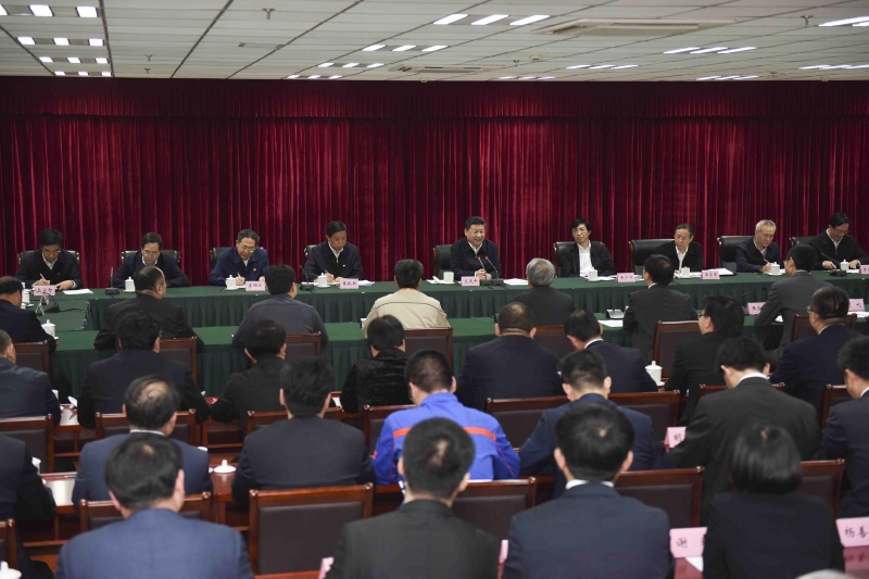 习近平在知识分子、劳动模范、青年代表座谈会上的讲话