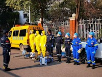 同在蓝天下，防疫保平安。