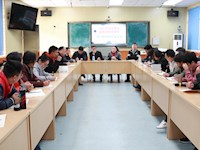 深圳市龙华中学科组长团队来我校学习交流