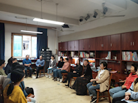 初中三支部召开支部党员大会