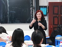 我校举行中青年教师普通话培训