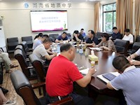 着力维护校园安全稳定——学校召开安全维稳工作调度会，开展安全大检查