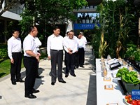 习近平在海南考察时强调 解放思想开拓创新团结奋斗 攻坚克难 加快建设具有世界影响力的中国特色自由贸易港