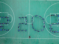 愿你在高二的舞台闪闪发光——高二年级组织开展阶段性考试表彰活动